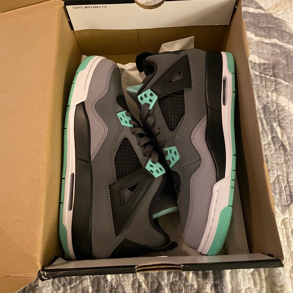 Jordan green glow 4’s